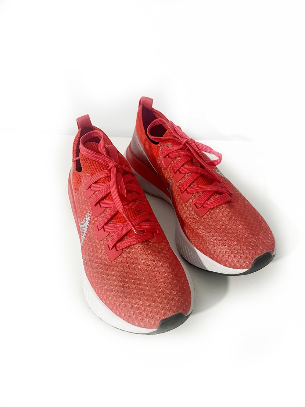 Nike Women’s React Infinity Run Flyknit Sneakers Sz 8
